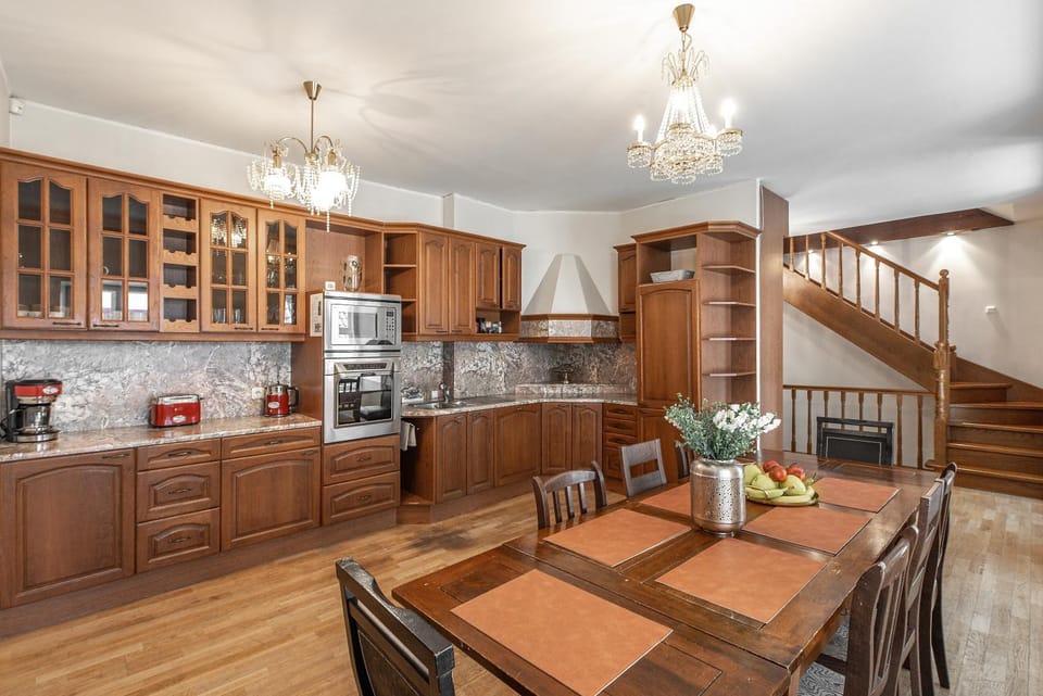 AirHome - Old Dominican Monastery Apartment in Tallinn