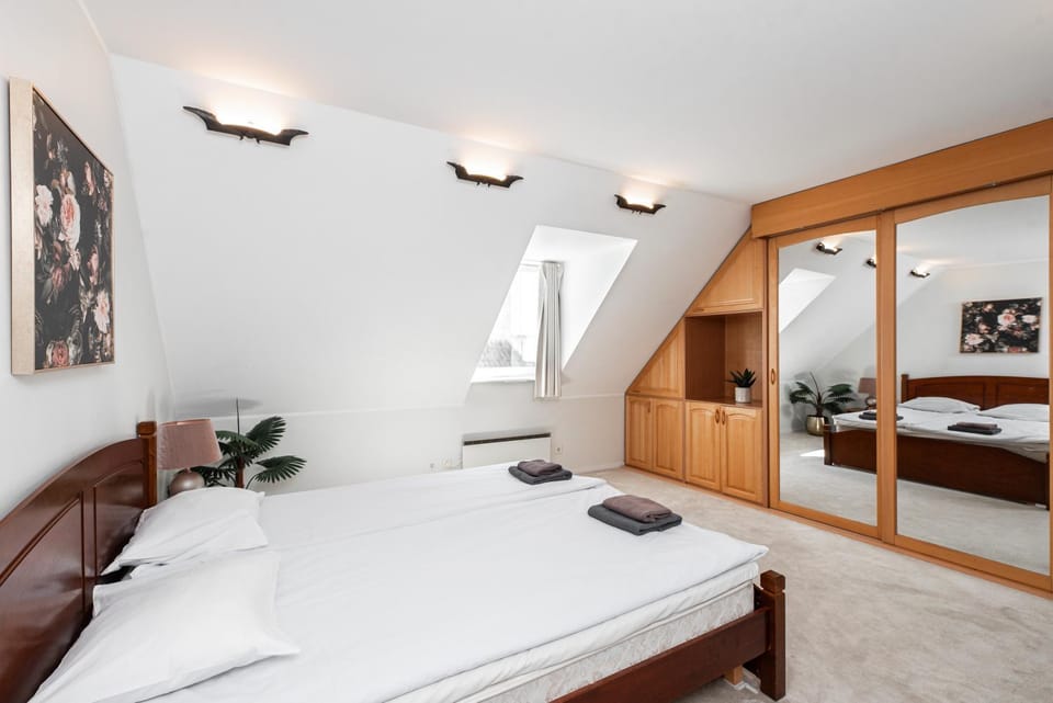 AirHome - Old Dominican Monastery Apartment in Tallinn