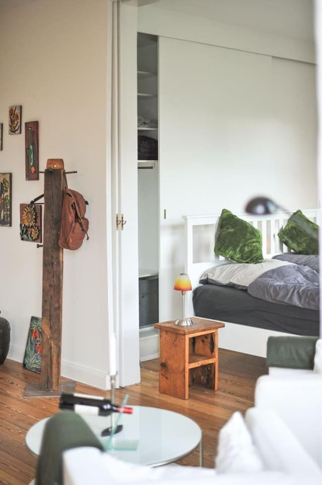 Living room, Bedroom