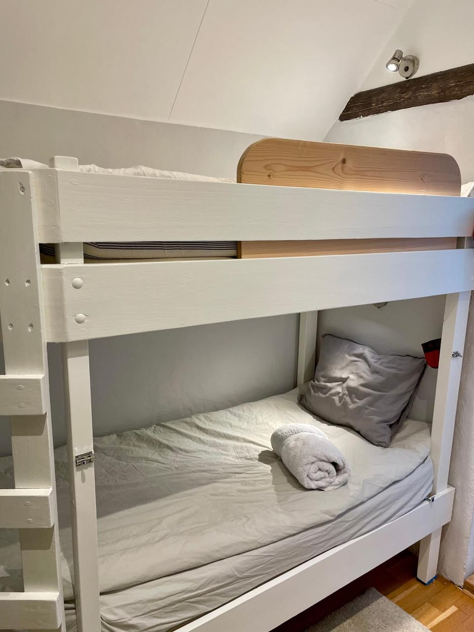 bunk bed