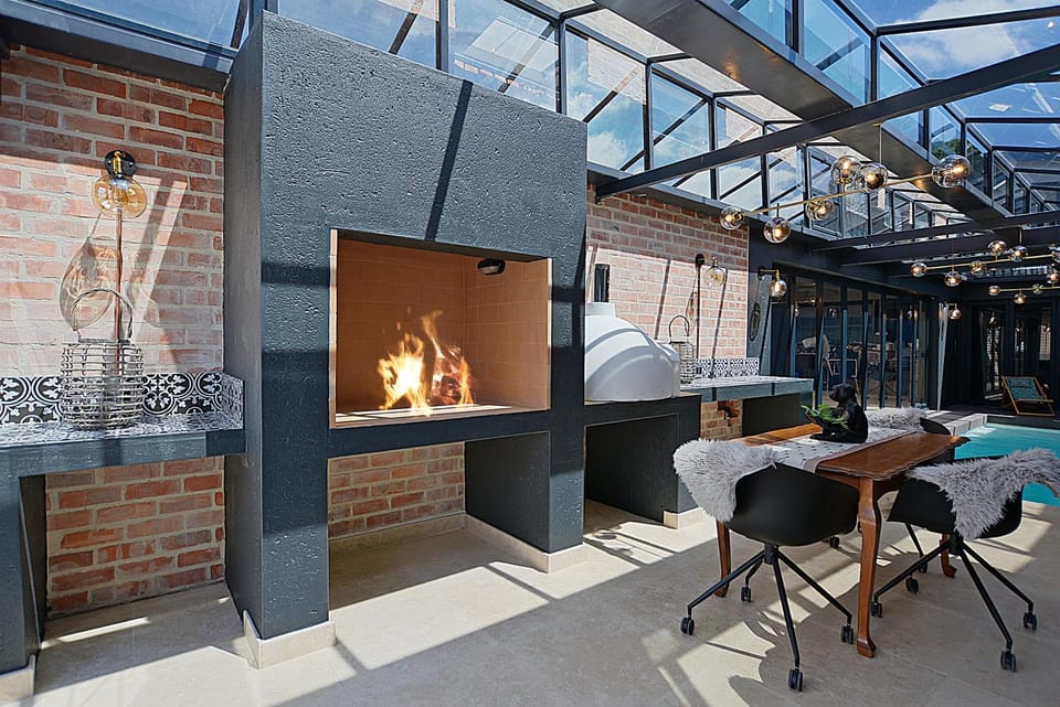BBQ facilities, Seating area, Swimming pool