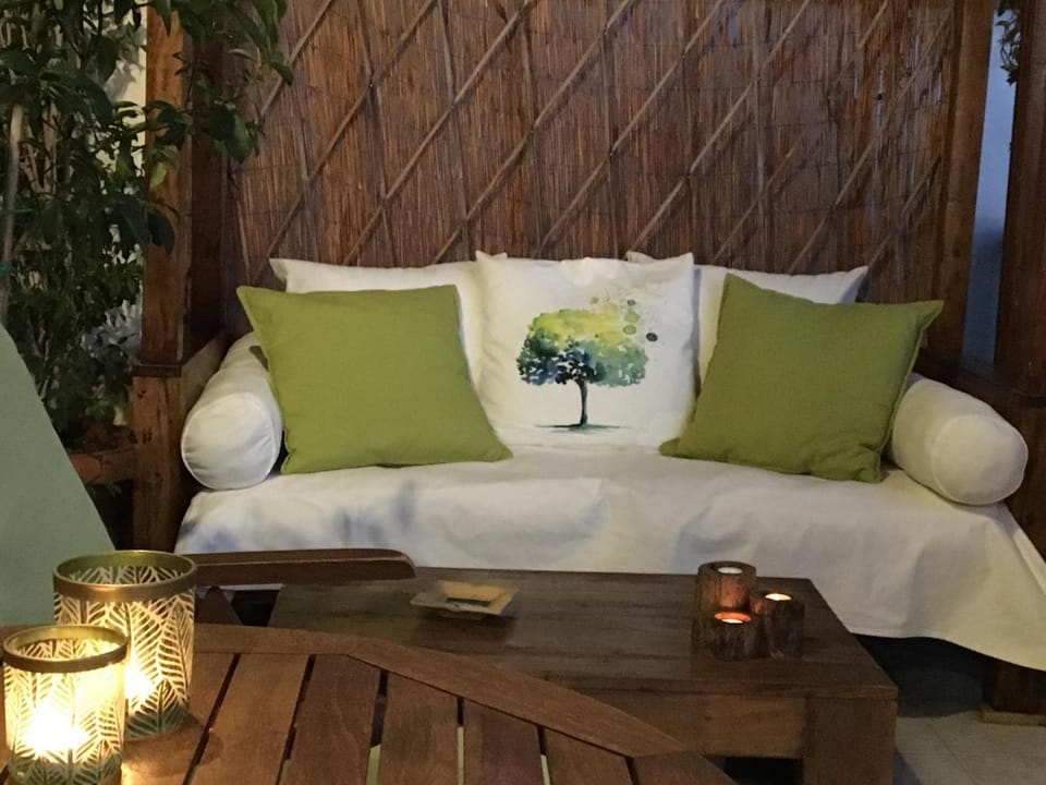 Seating area
