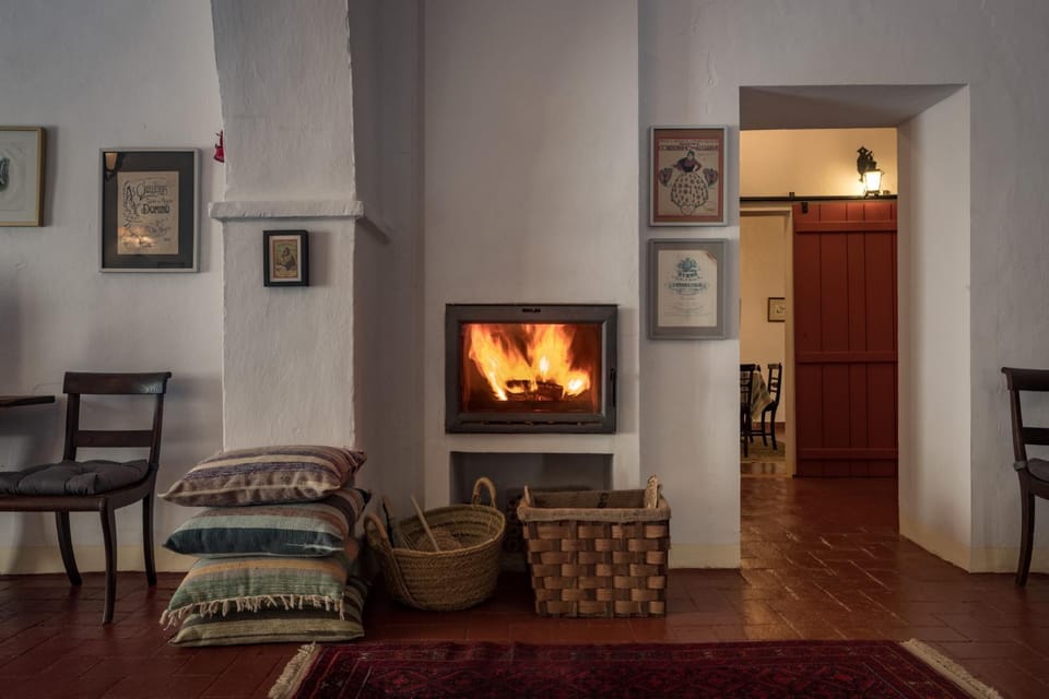Communal lounge/ TV room