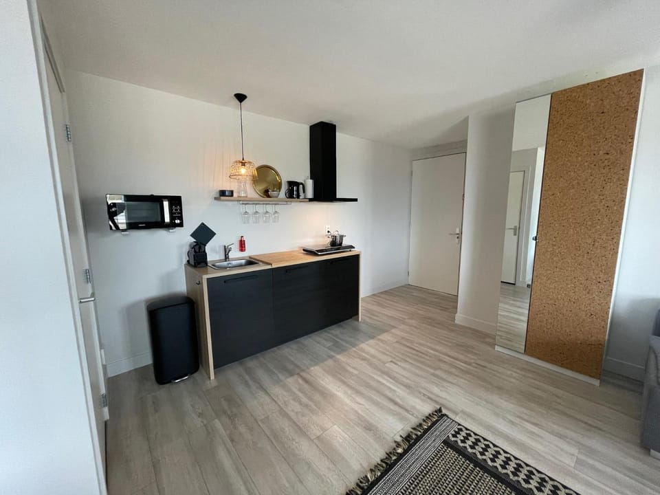 Coffee/tea facilities, Kitchen or kitchenette
