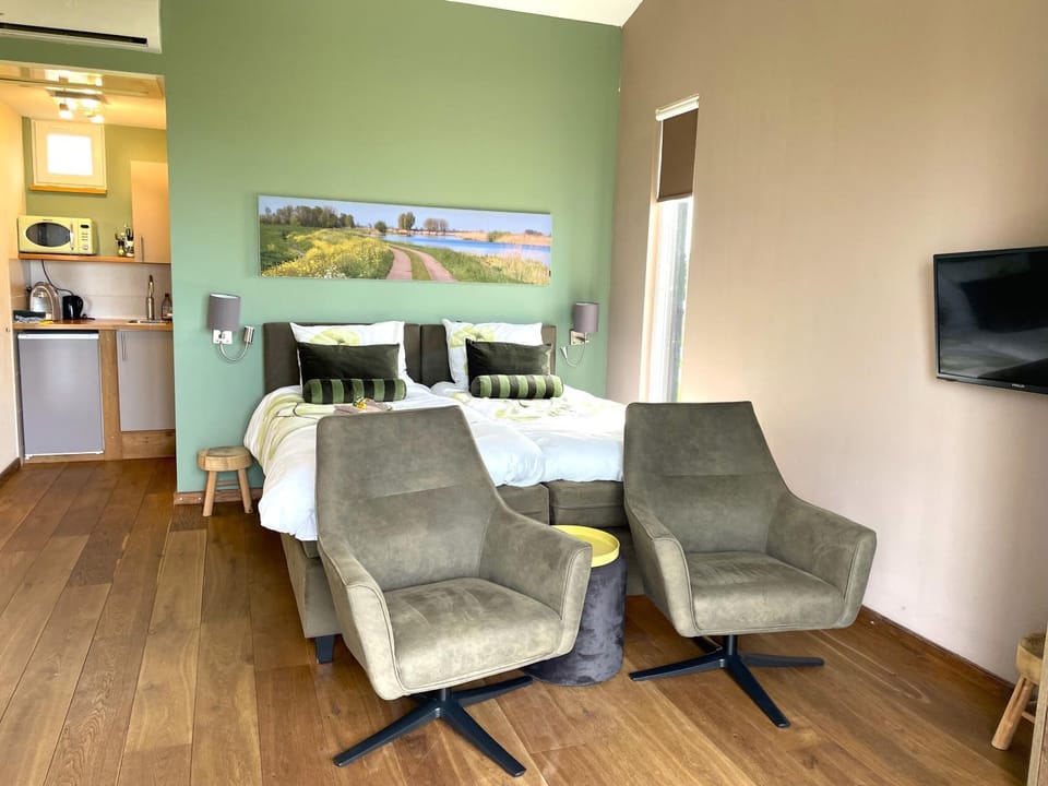 Living room, Bedroom