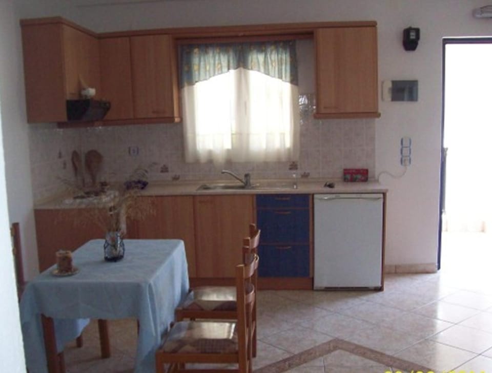 Georgia Studios Apartment in Icaria