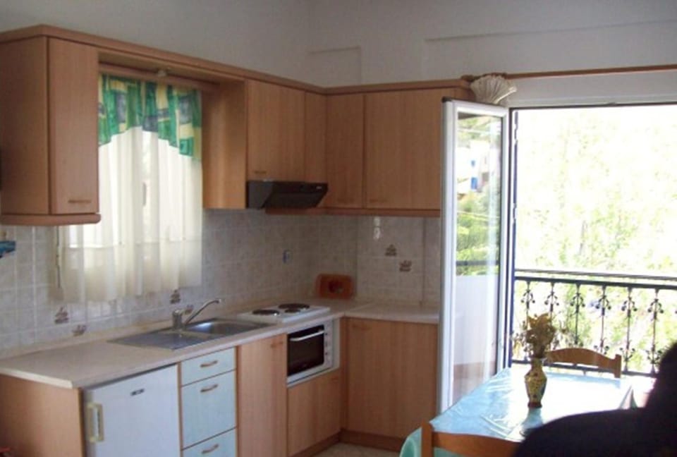 Georgia Studios Apartment in Icaria