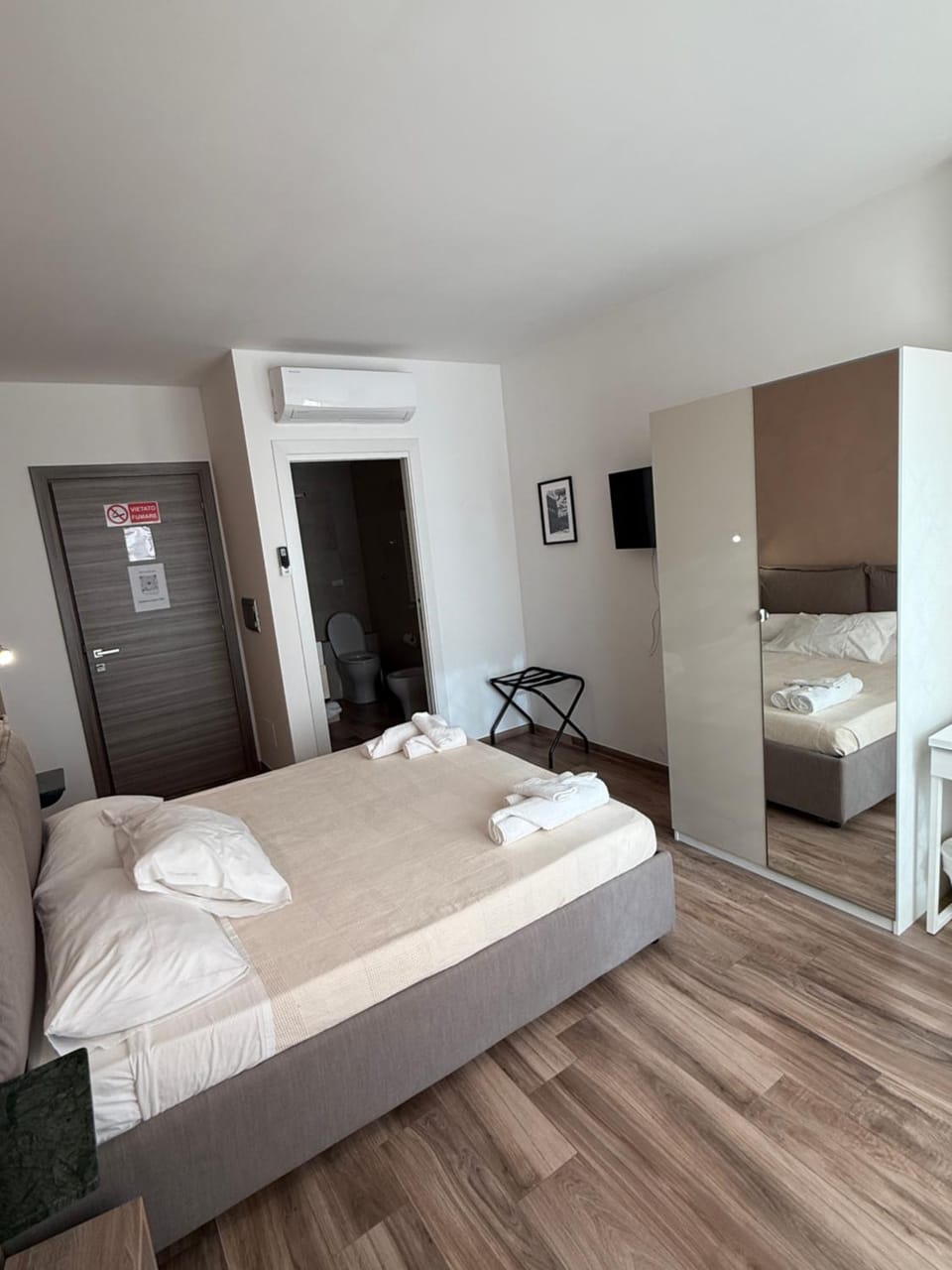 Top Class Eur Bed and Breakfast in Rome