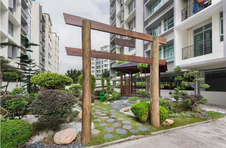 Inner courtyard view