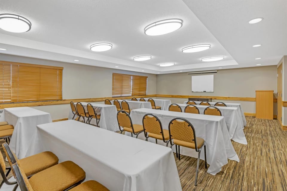 Meeting/conference room