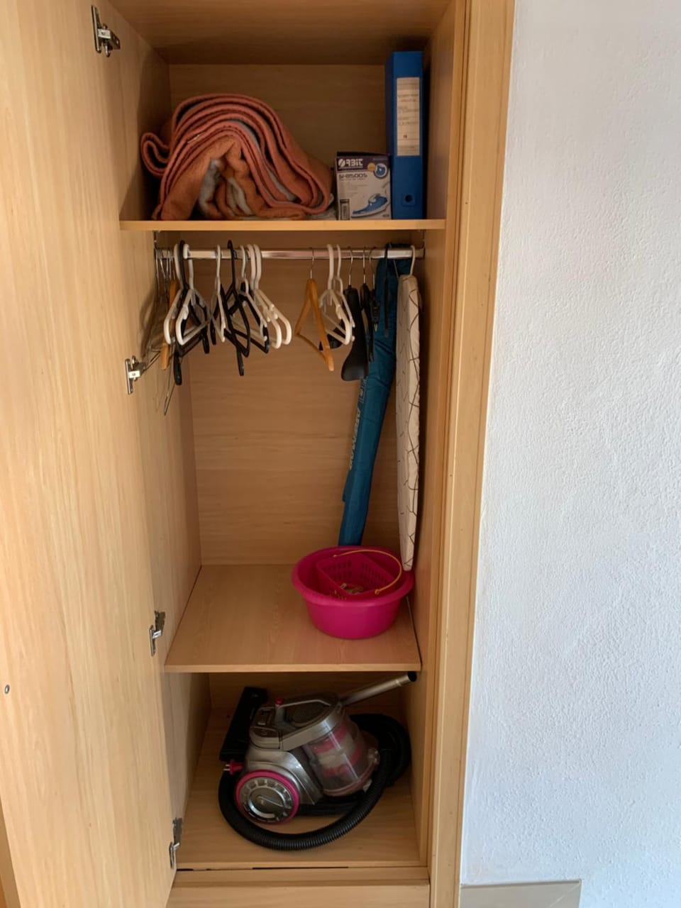 wardrobe