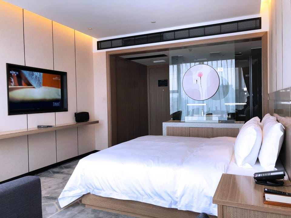 TV and multimedia, Photo of the whole room