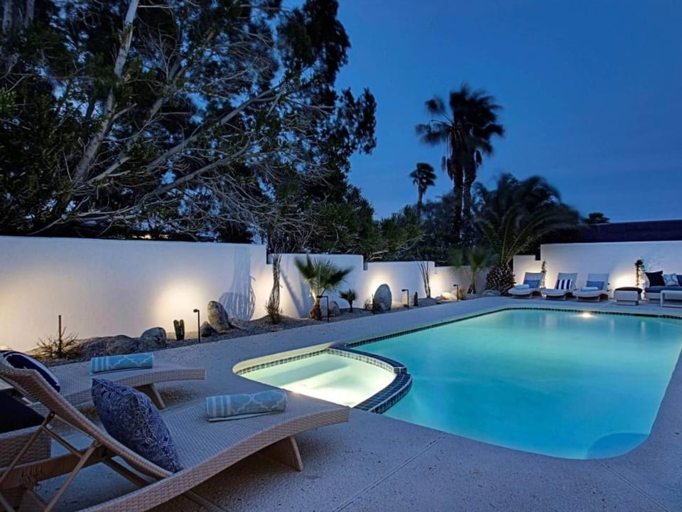 Patio, Night, Hot Tub, Seating area, Pool view, Swimming pool, sunbed, towels