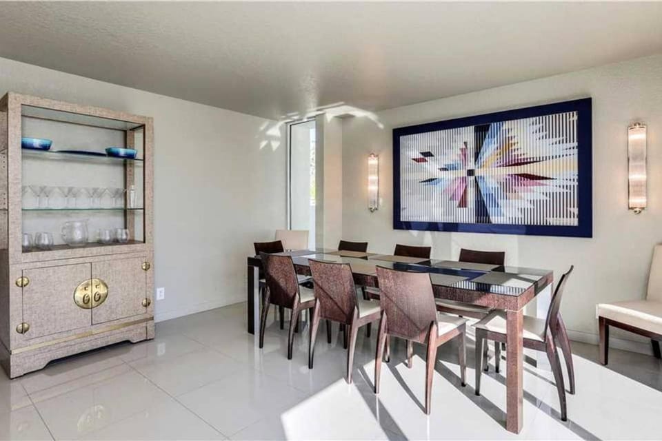 Decorative detail, Dining area