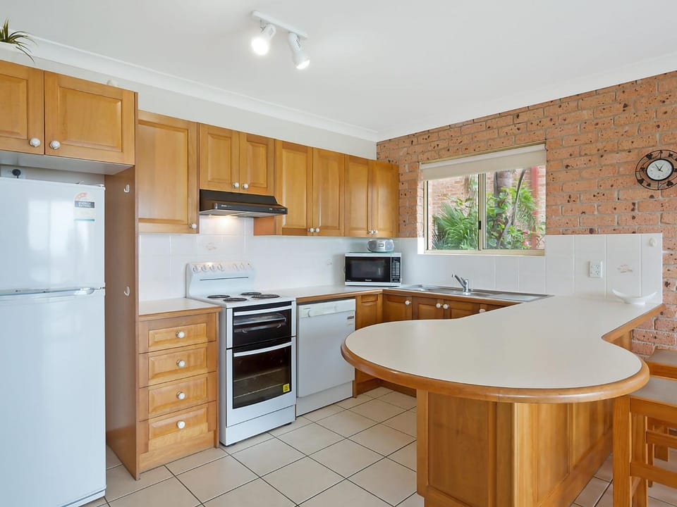 Grand Pacific 2 Unit 1 - Ground Floor Apartment in Narooma