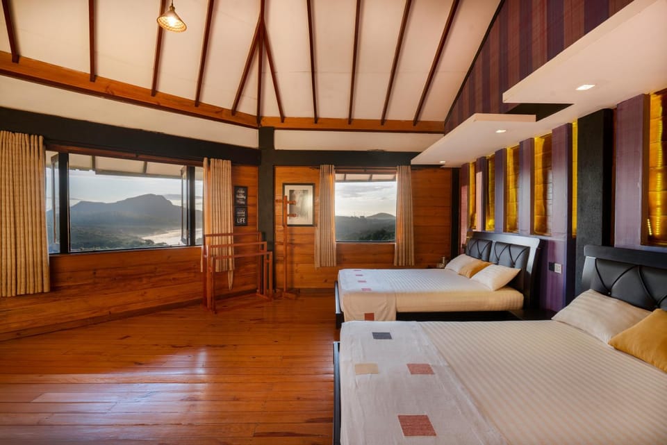 Bed, Natural landscape, Photo of the whole room, Bedroom, Mountain view
