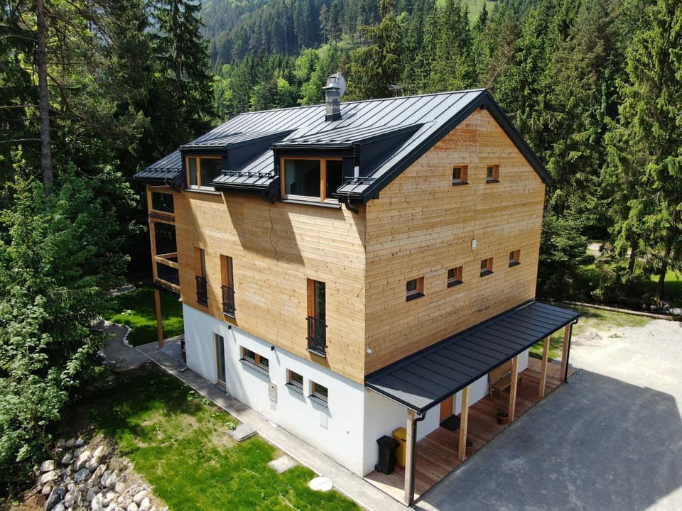Property building, Bird's eye view