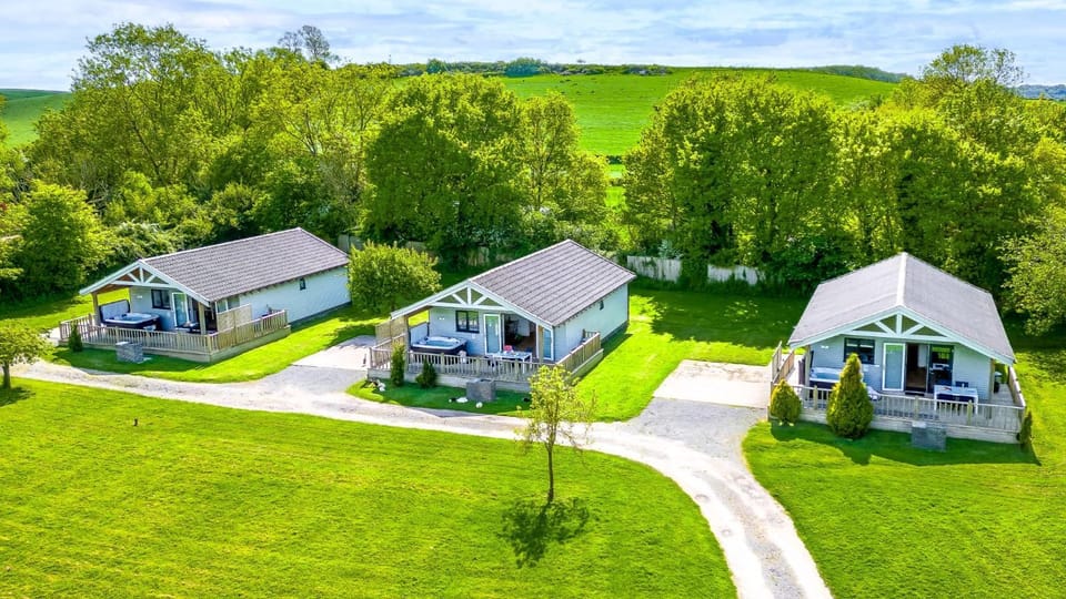 Day, Natural landscape, Bird's eye view, Garden, Parking