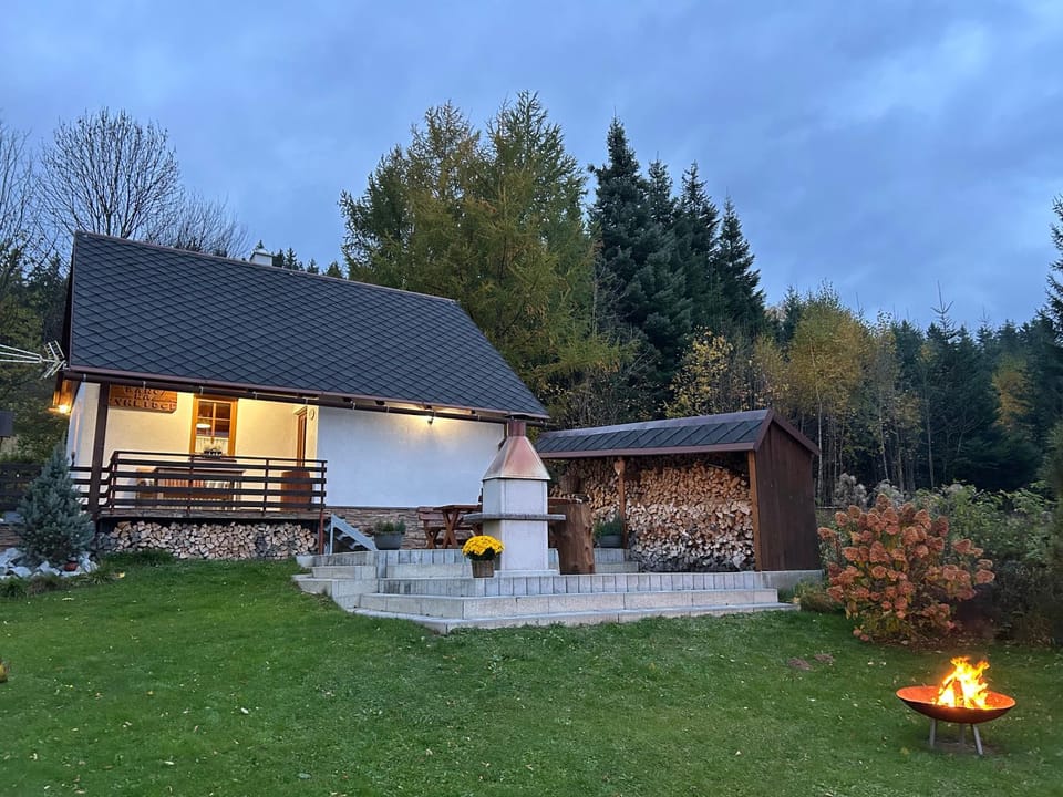 CHALUPA NA VYHLÍDCE House in Lower Silesian Voivodeship