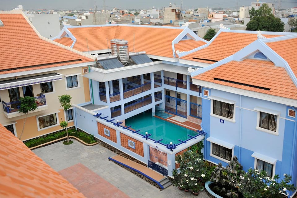 Property building, Bird's eye view