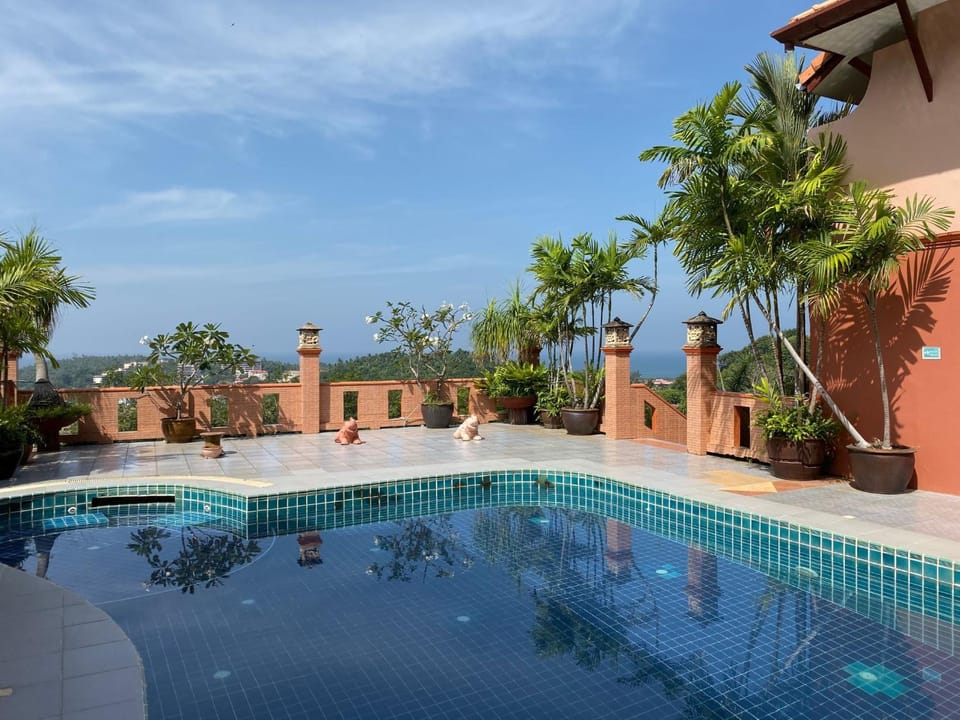 Property building, Swimming pool