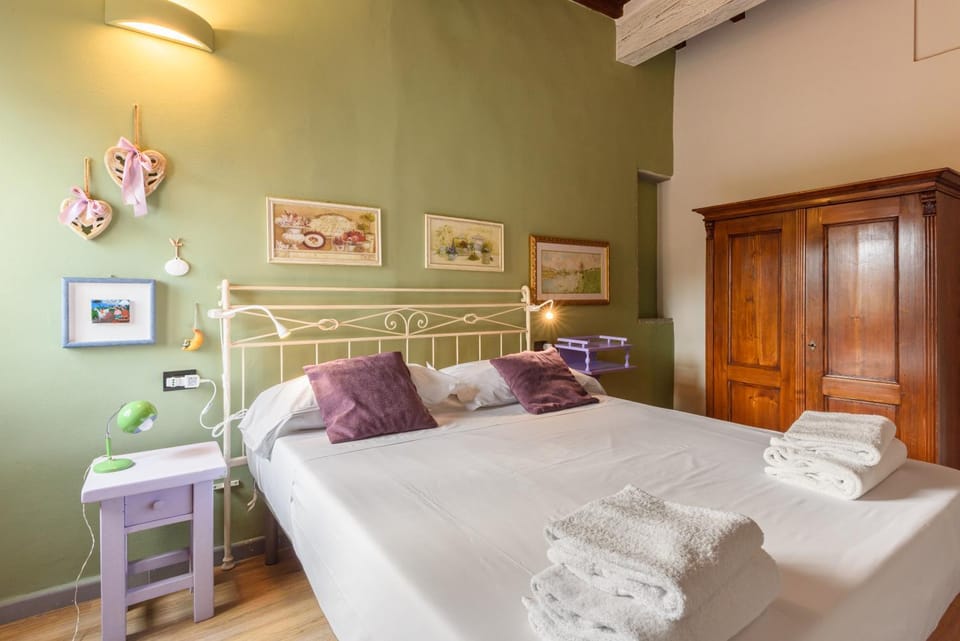 Bed, Photo of the whole room, Bedroom, towels, wardrobe