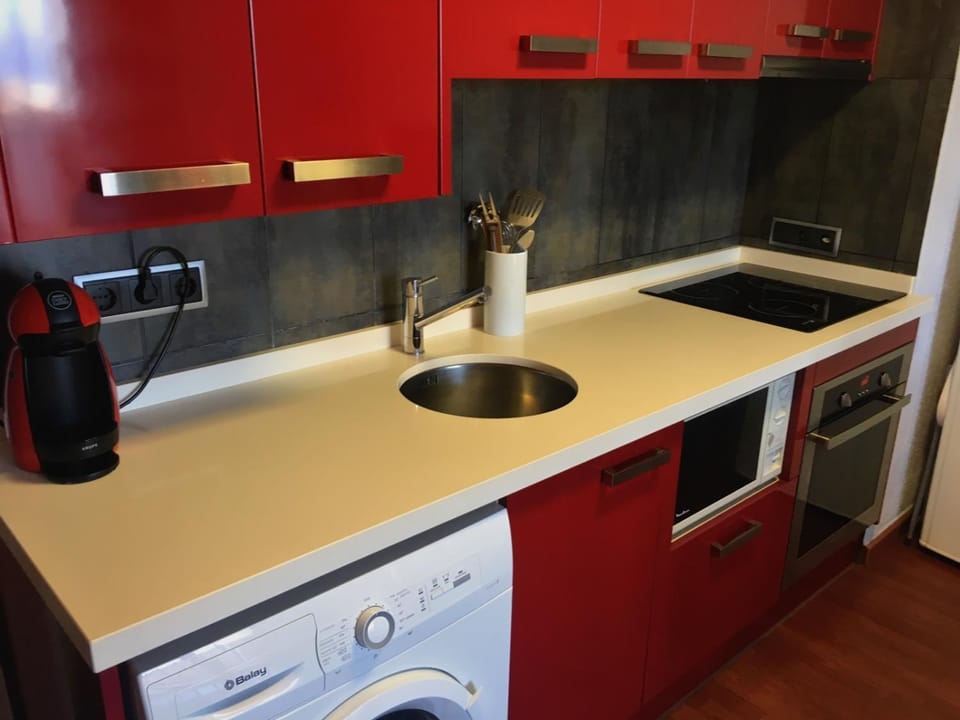 Kitchen or kitchenette