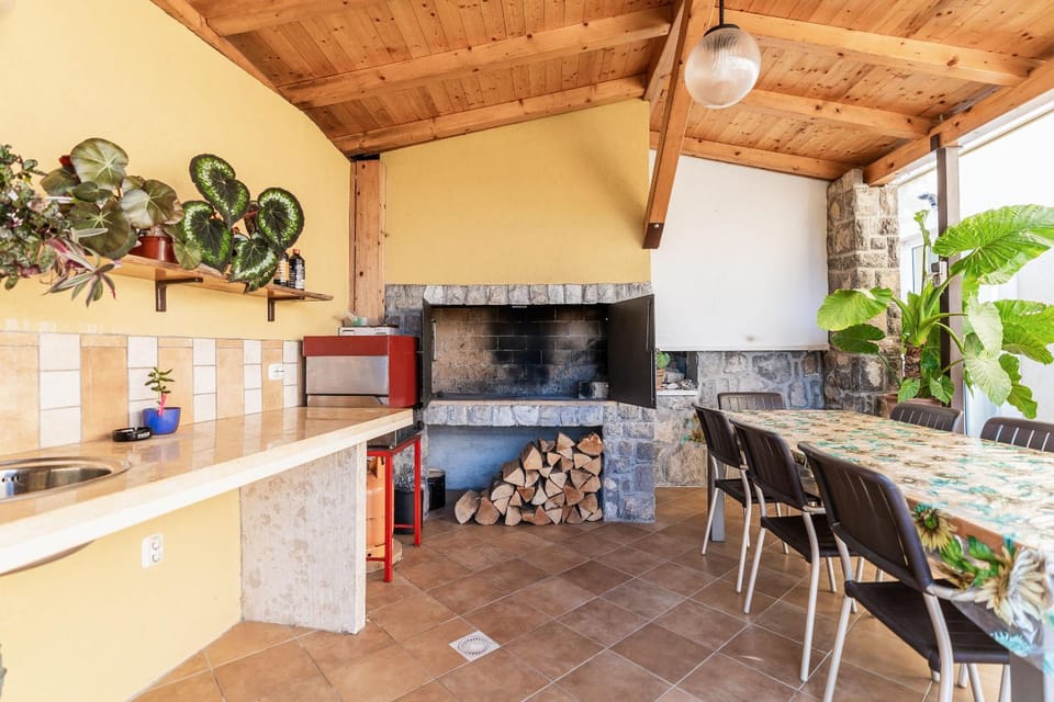BBQ facilities, Balcony/Terrace