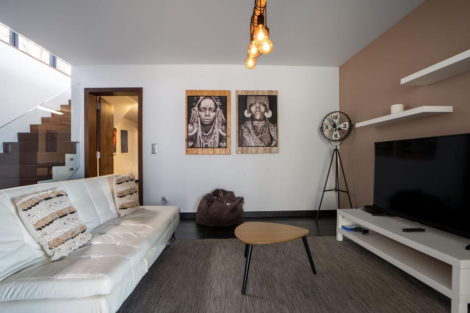 Villa Ocean Sight by LovelyStay Villa in Madeira District