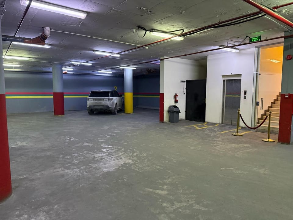 Property building, Parking