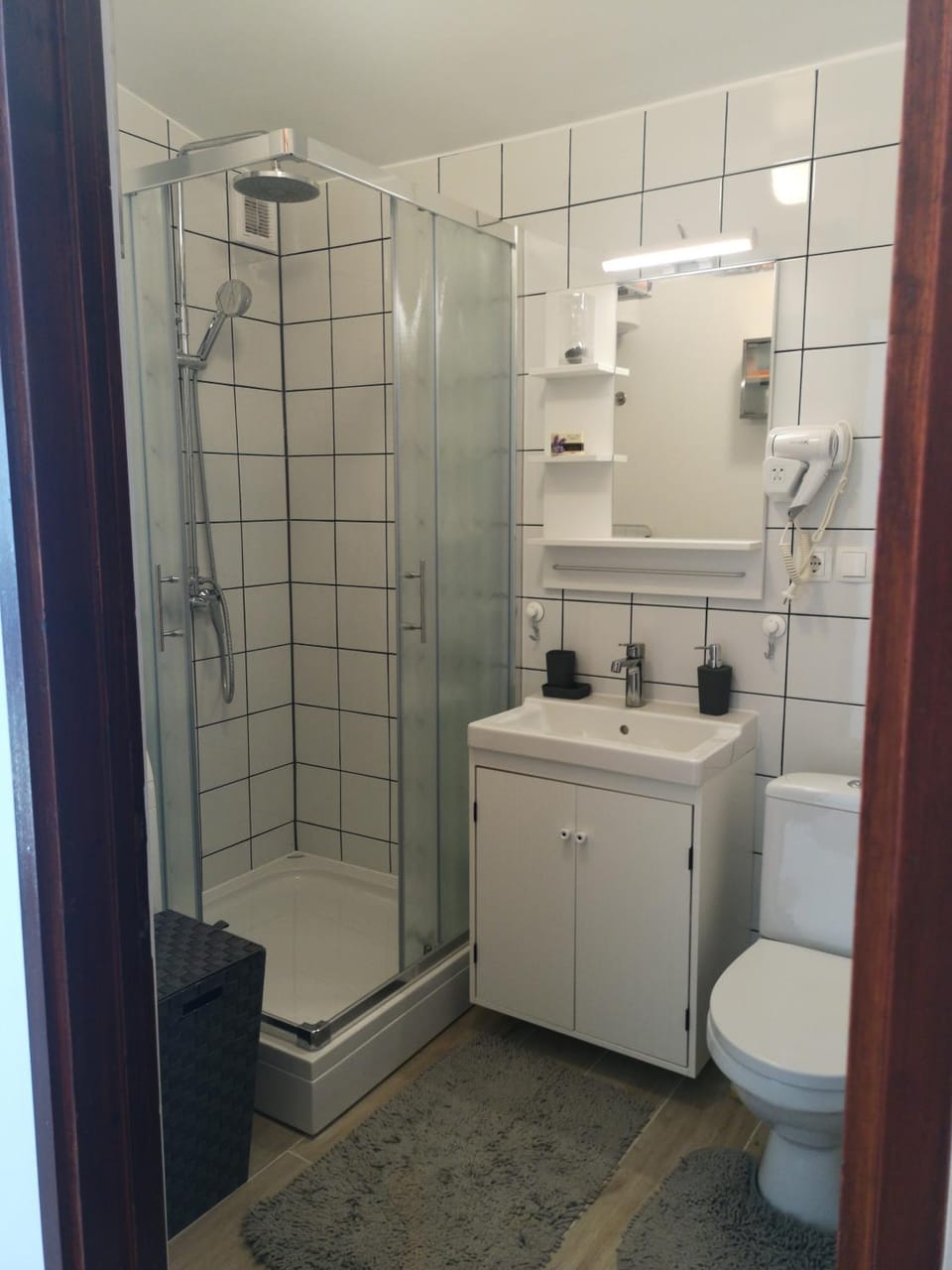 Shower, Toilet, Bathroom