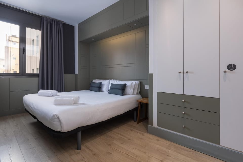 Bed, Bedroom, wardrobe