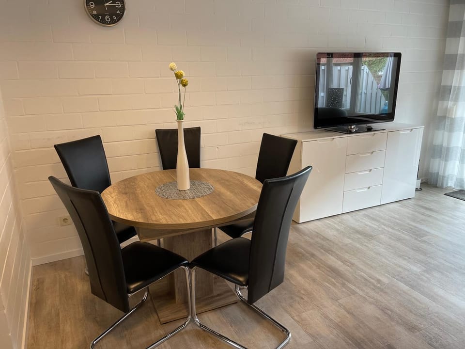 FeWoMik in Norddeich, ruhige Lage, in Hafennähe House in Norden