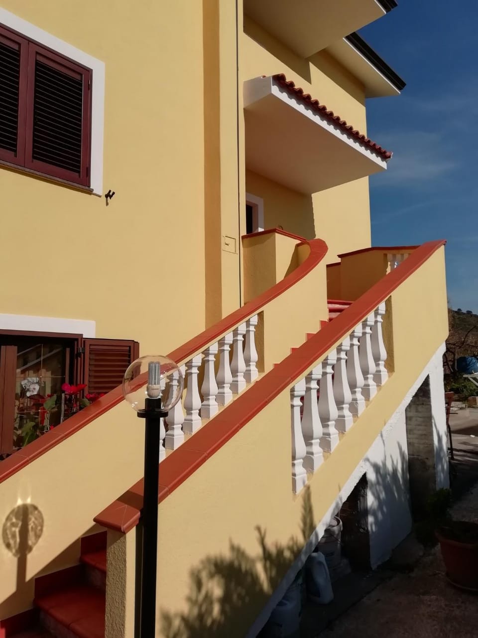 Facade/entrance, Decorative detail