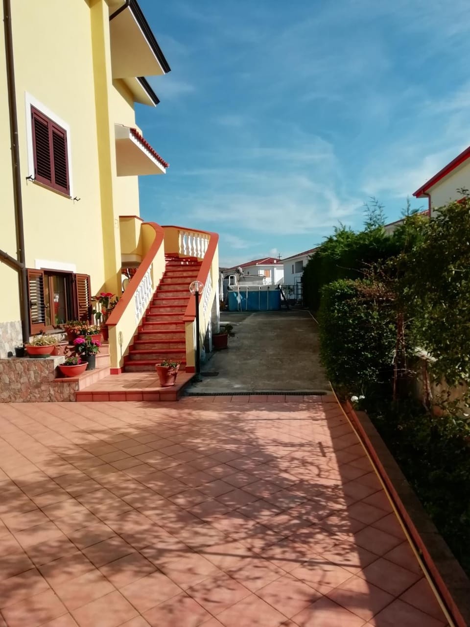 Area and facilities, Swimming pool