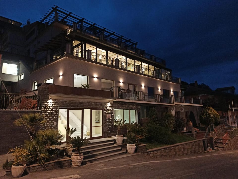 Property building, Facade/entrance, Sunrise, Sunset