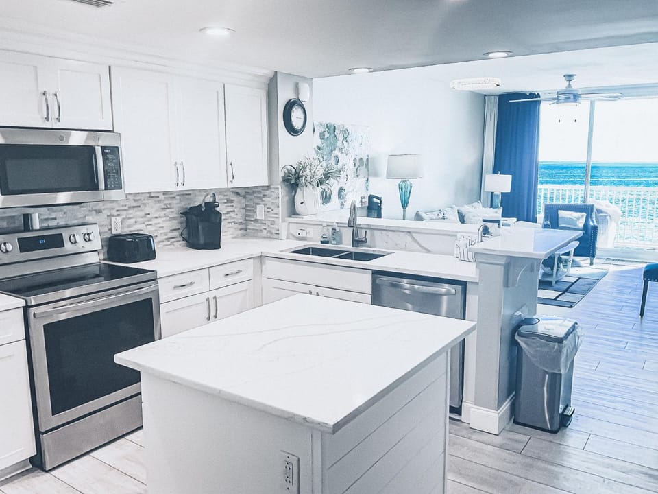 View (from property/room), View (from property/room), Living room, Sea view, Sea view, kitchen, kitchen