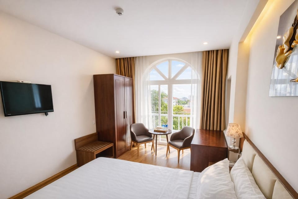 Balcony/Terrace, Photo of the whole room, Bedroom