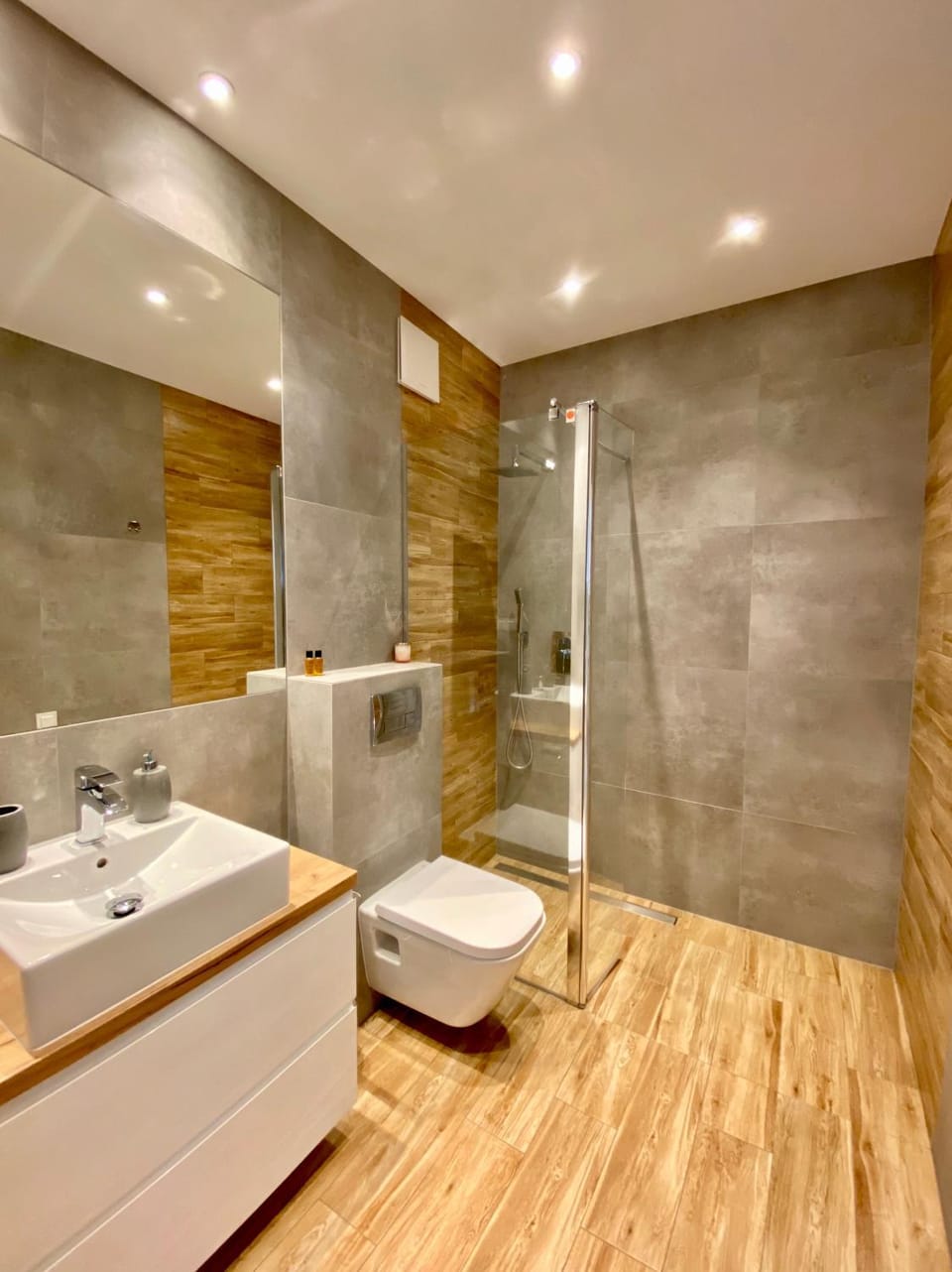 Living Point Residence Center Apartment in Warsaw