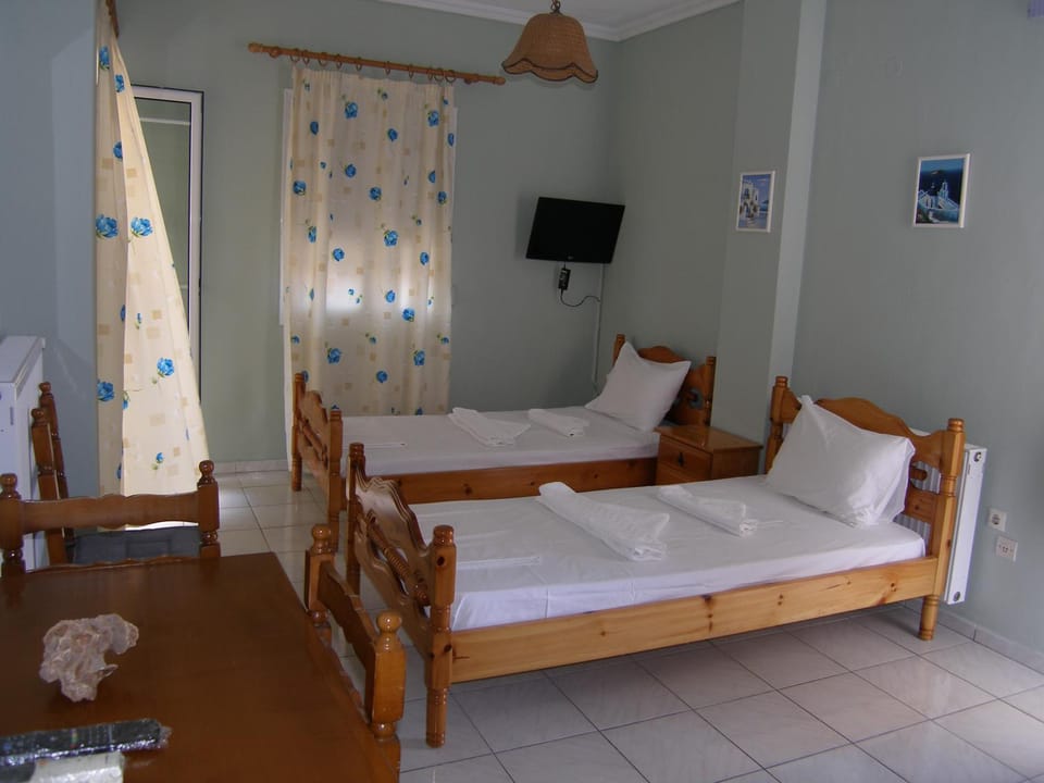 Efi Apartments (ΕΦΗ) Bed and Breakfast in Decentralized Administration of the Aegean