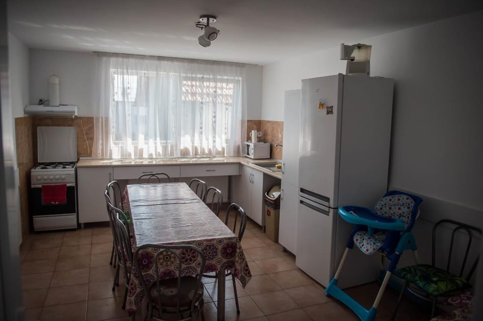 Casa Albă Bed and Breakfast in Cluj County