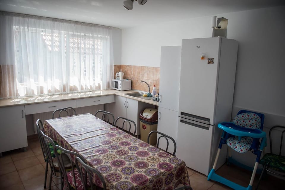 Casa Albă Bed and Breakfast in Cluj County
