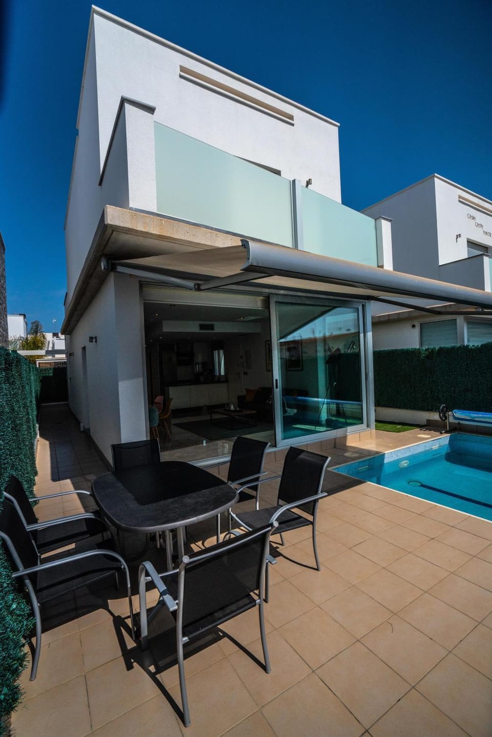 Property building, Patio, Swimming pool
