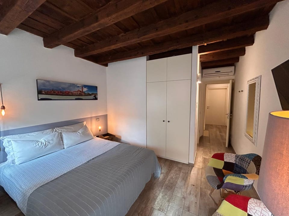 Santa Marta Rooms&Studios Bed and Breakfast in Verona