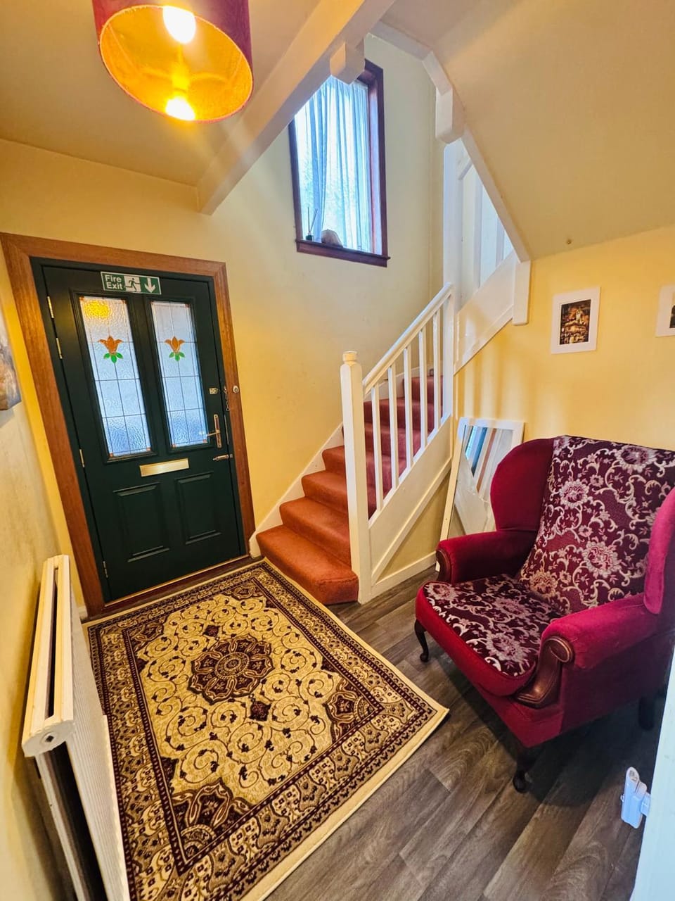 Park Road Holiday Home - Spacious 3 bedroom house with garden near Edinburgh House in Scotland