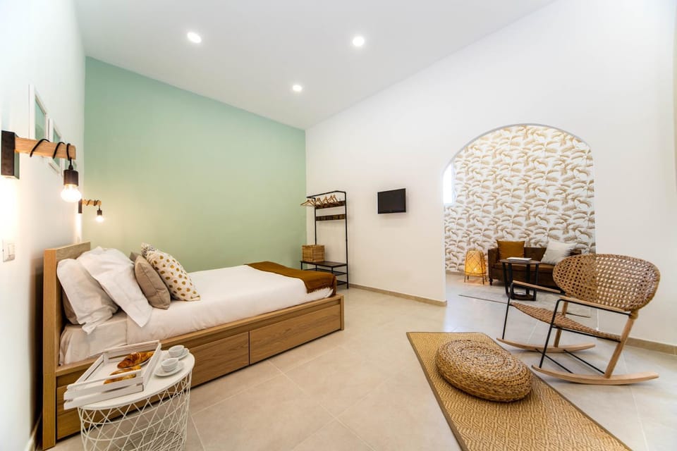 Bathroom, Bedroom