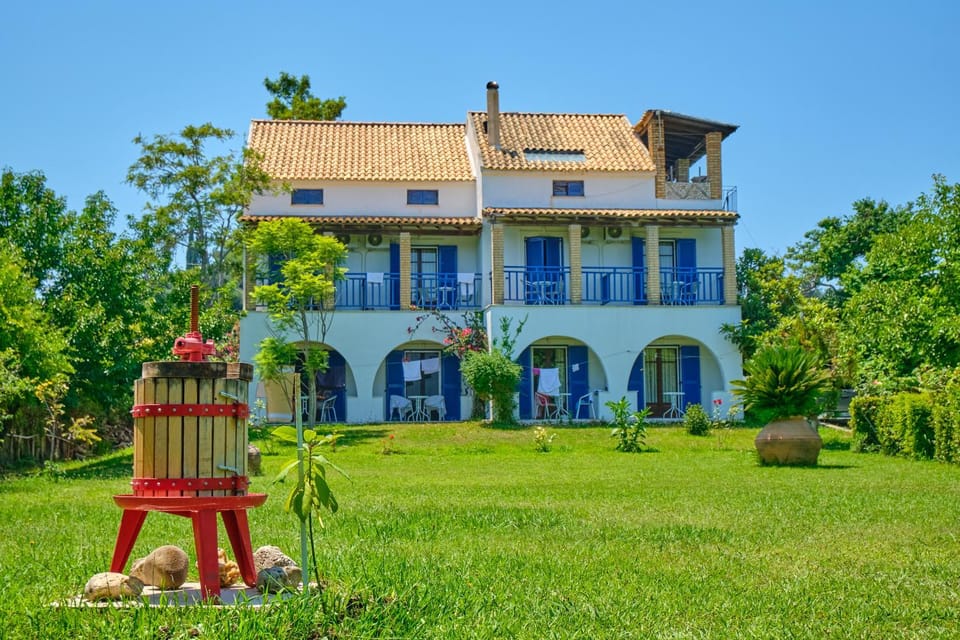 Property building, Natural landscape, Garden, Garden view