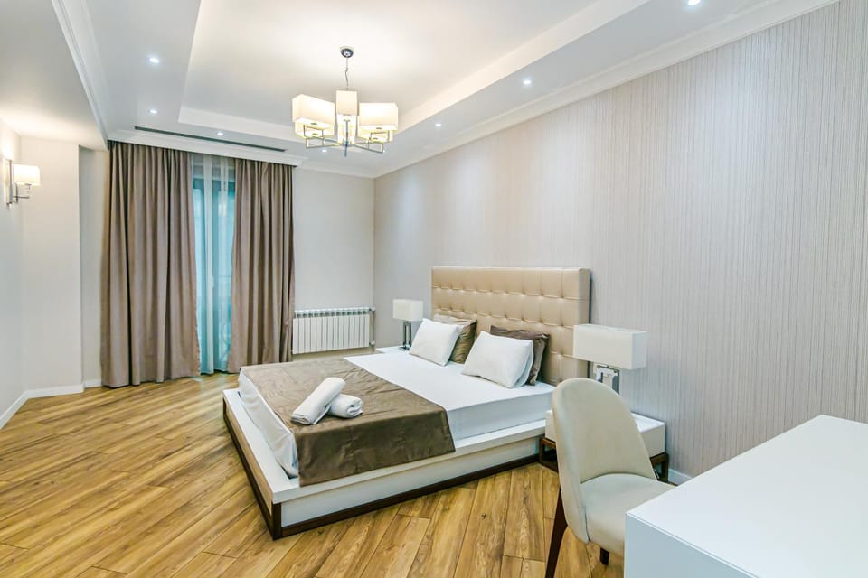 Bed, Bedroom, flat iron, towels, air conditioner