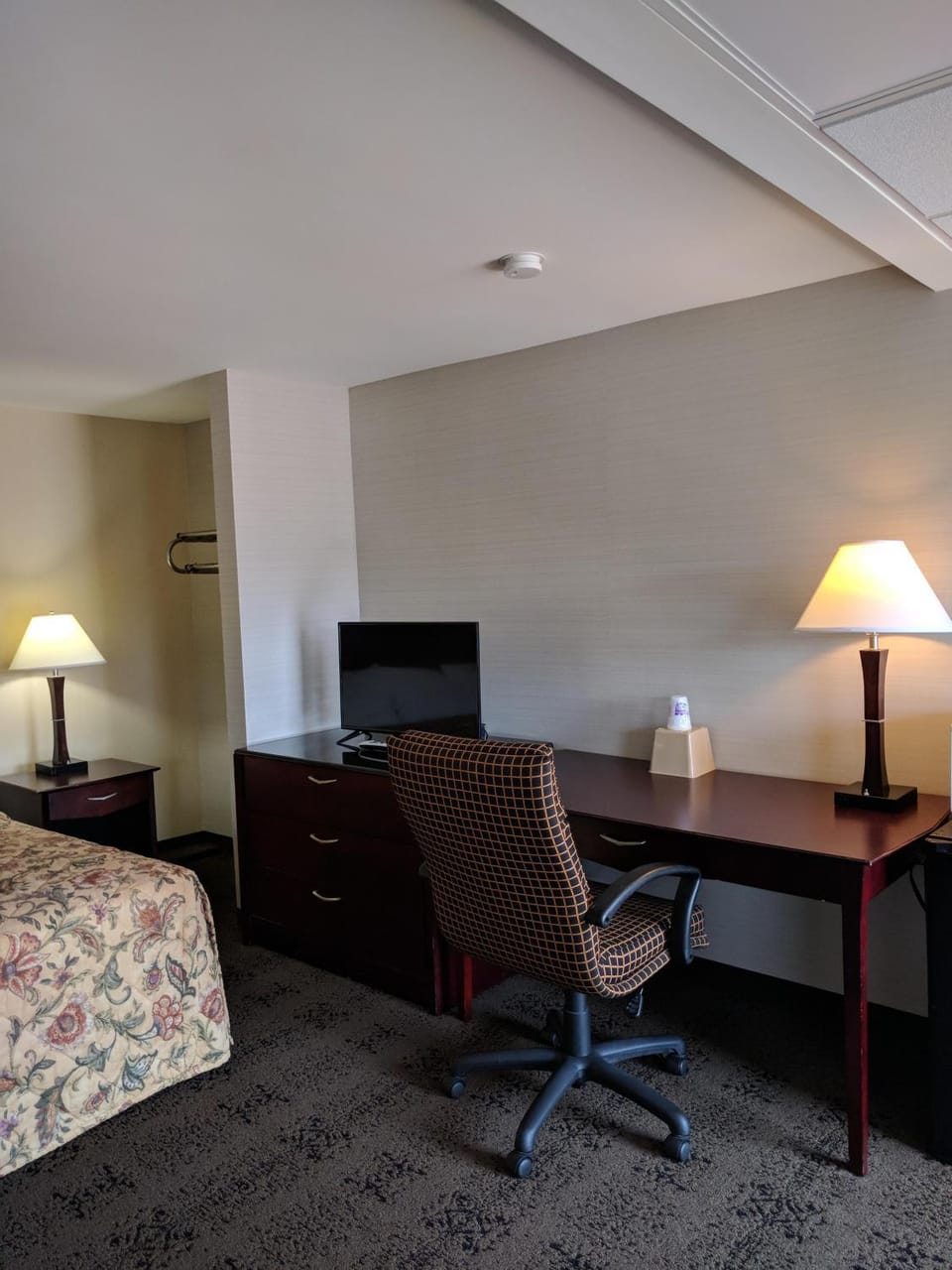 TV and multimedia, Seating area
