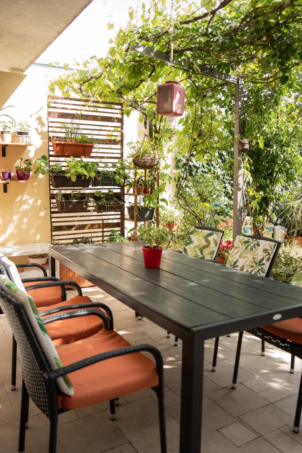View (from property/room), Balcony/Terrace, Garden view